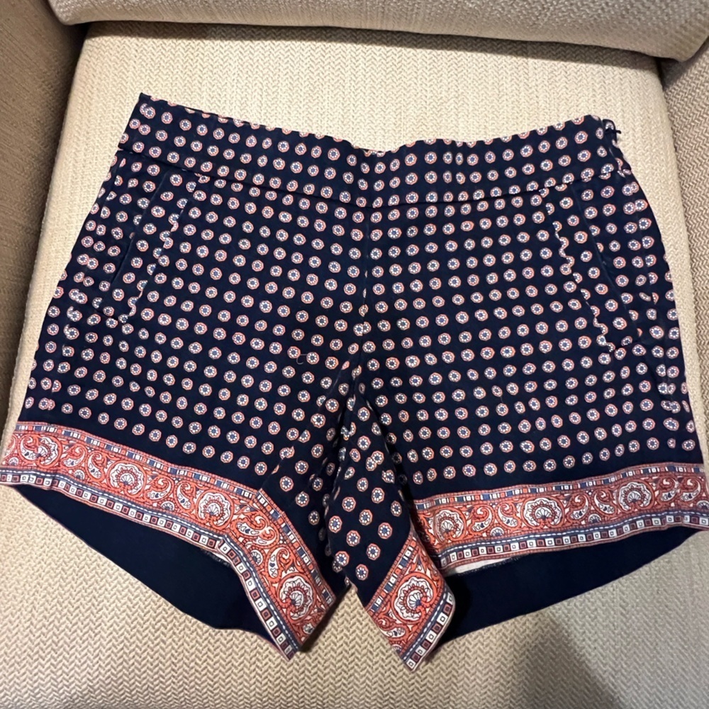 J Crew size 6 graphic print shorts